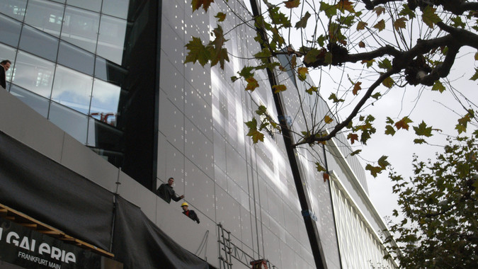 Media facade for Zeilgalerie